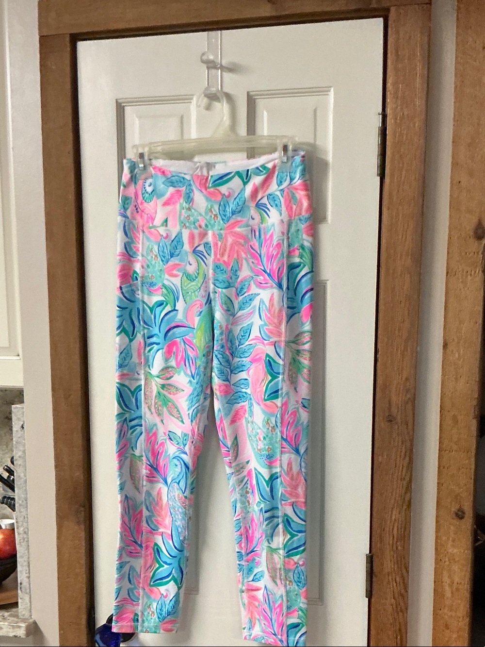 Lilly Pulitzer Tropical Floral leggings Pink, Teal & Blue